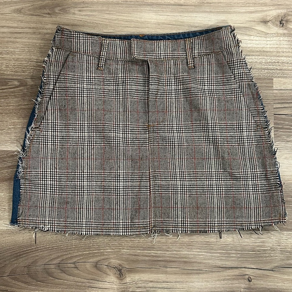 Plaid Frayed Hem Skirt